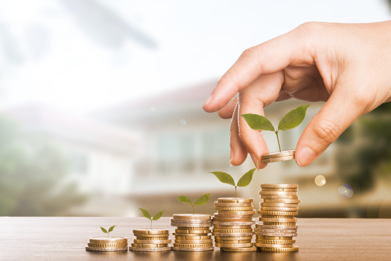 Bảo hiểm tích lũy là gì? Có nên mua bảo hiểm nhân thọ tích lũy?