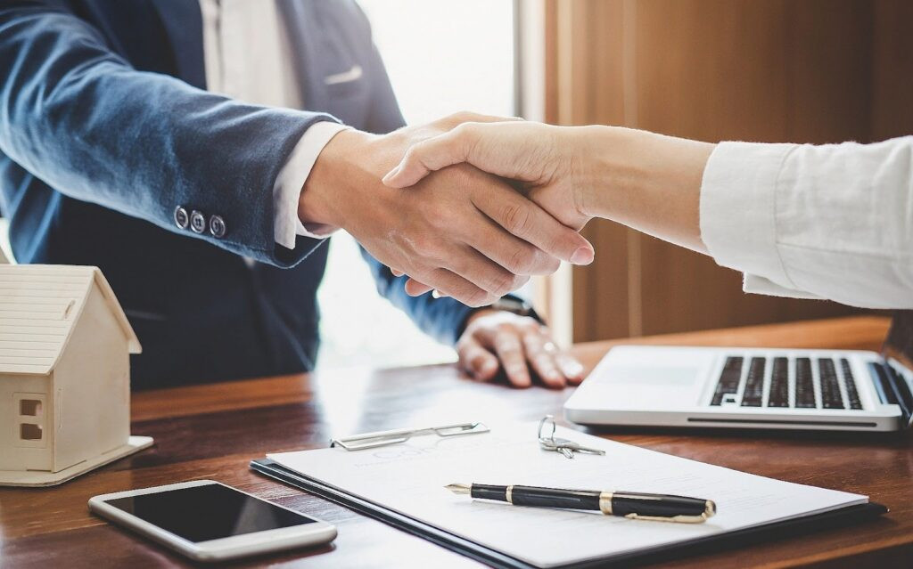 Quy trình vay tiền trả góp theo bảo hiểm nhân thọ
